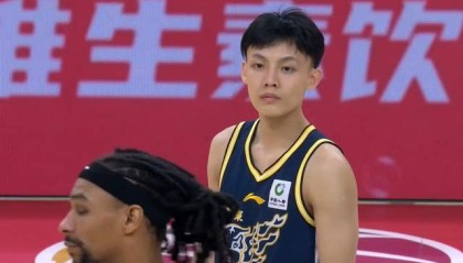 星空体育直播运营集团-伤势不乐观，依旧去报到！杜锋爱徒好样的，郭士强会留下他吗？